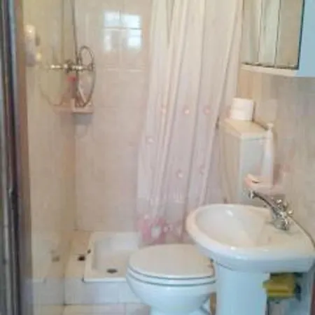 House With 2 Bedrooms In Portimao, With Wonderful View And Furnished Ter...